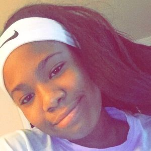 Meet your Posher, Jaylah